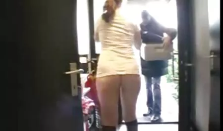 بلوند به سرطان مبتلا شد. کلیپ سکسی چاق