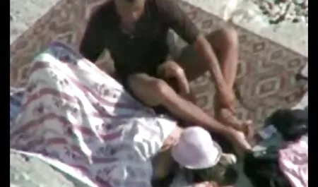 دو خواهر همزمان سکسزن چاق لیبرتین را دوست دارند.