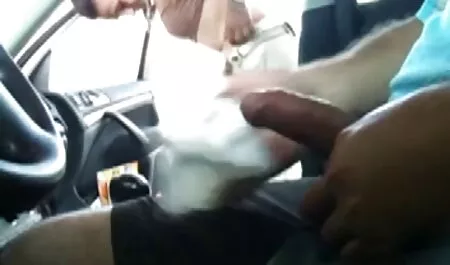 سکسی کارمن خروس می خورد و در ماشین لعنتی می فلم سکس زن چاق شود
