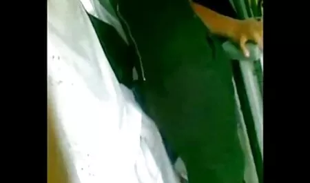 رابطه سکس زن چاق چله جنسی دهانی در حالت 69 به مشت و واژینال برای مادر و دختر تبدیل شد