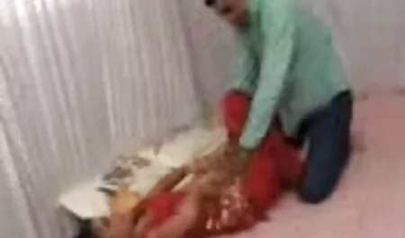 بلوند استمناء کلیپ سکس با زن چاق است.