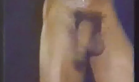 دانی جنسن سرخ شد. سکس سکسی چاق