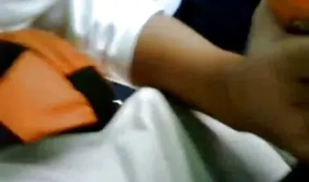 اولین رابطه جنسی من سکس چاق مودار با دو پسر.