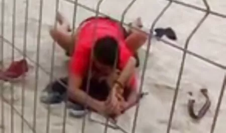 دختر پسر را مکید و او فیلم گاییدن زنان چاق را آنیلینگوس کرد